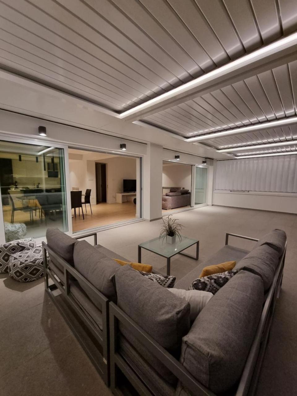 Apartment Wealthystays *